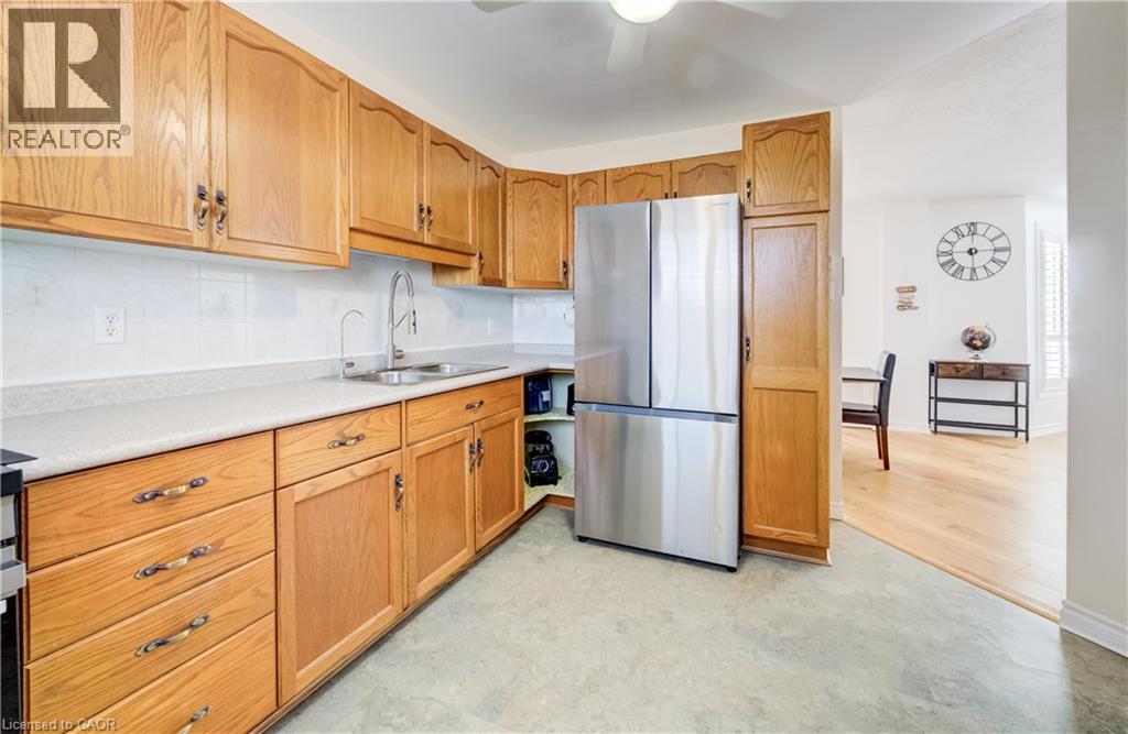 60 ELMSDALE Drive Unit# 11 thumbnail 20