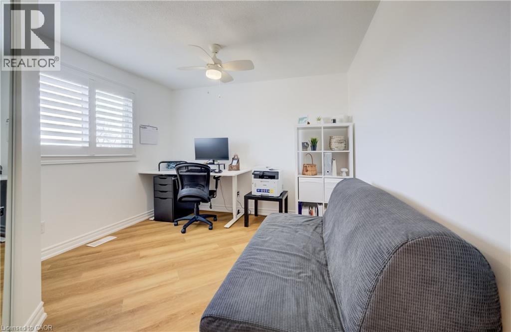 60 ELMSDALE Drive Unit# 11 thumbnail 25