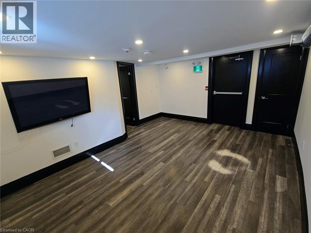 226 SAMUELSON Street thumbnail 27