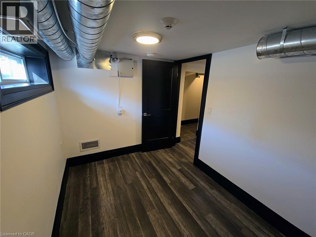 226 SAMUELSON Street thumbnail 30