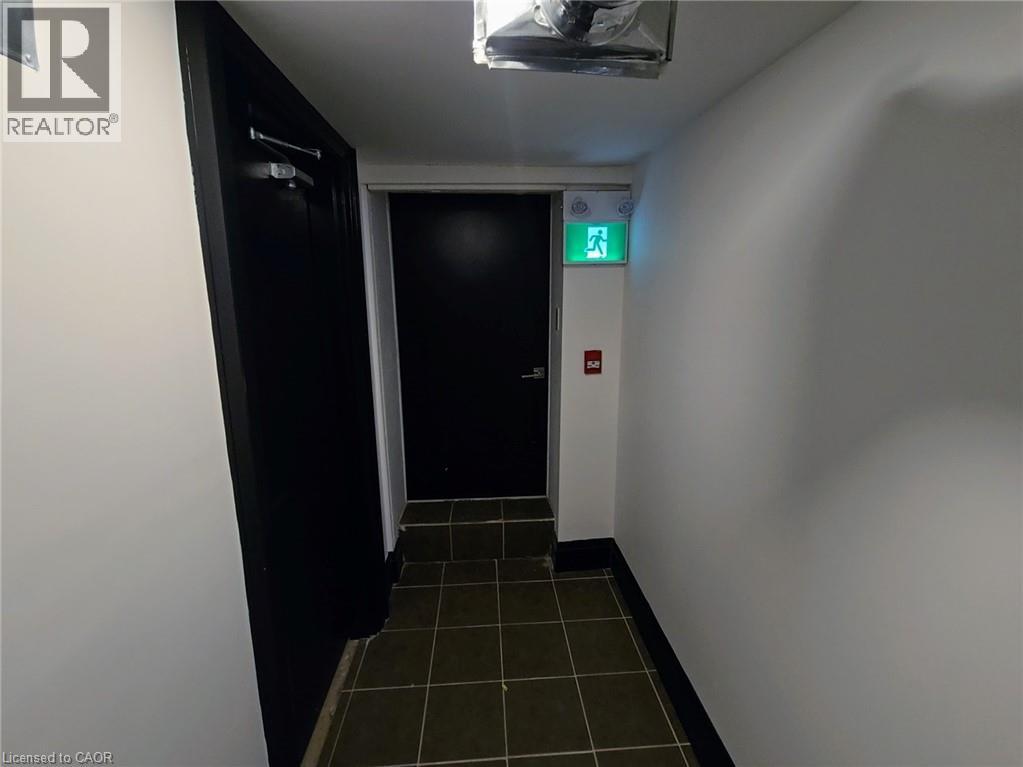 226 SAMUELSON Street thumbnail 32