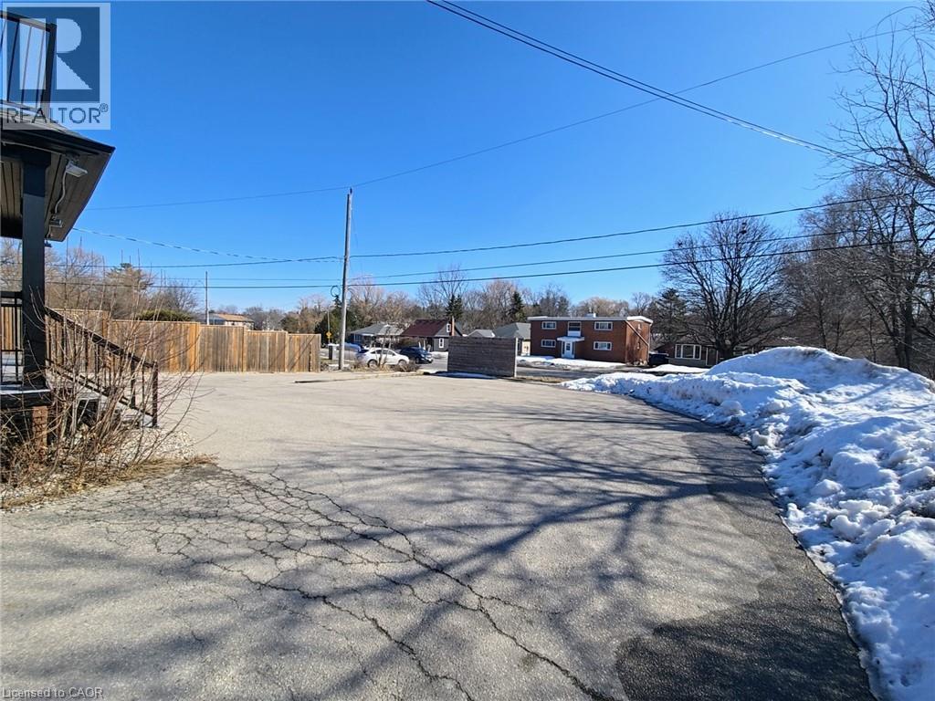 226 SAMUELSON Street thumbnail 36