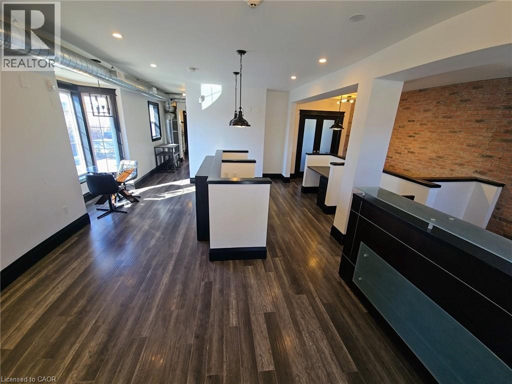 226 SAMUELSON Street thumbnail 4