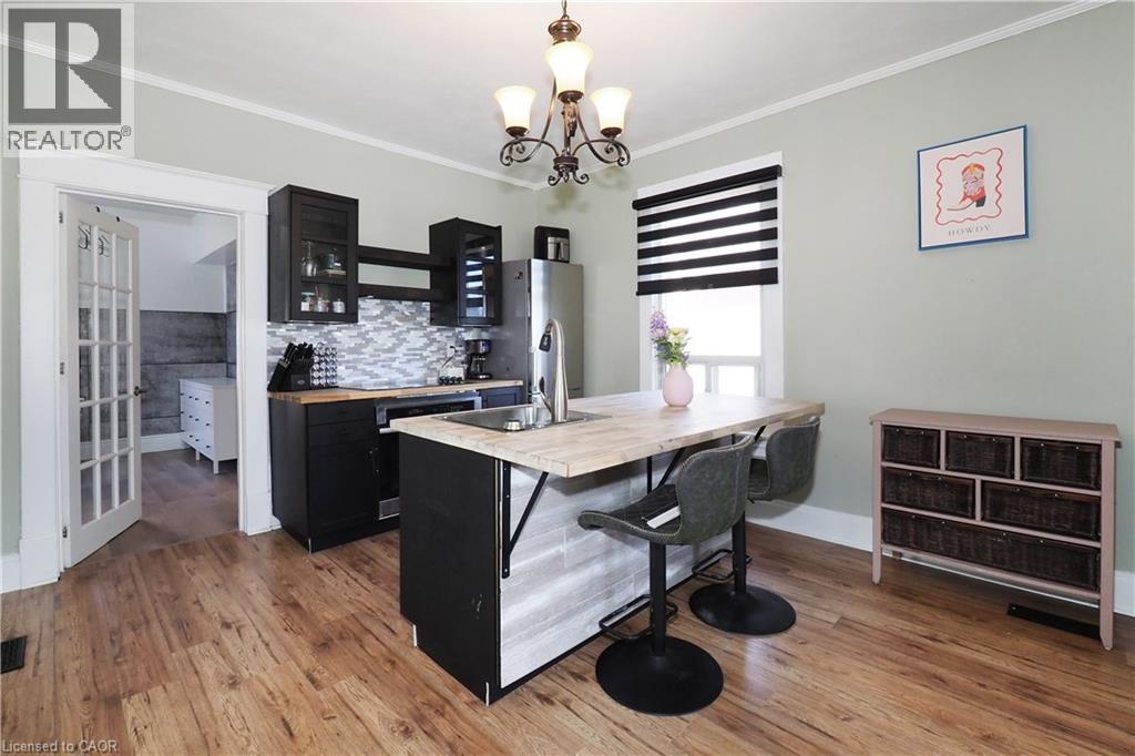 19 PAISLEY Heights thumbnail 14