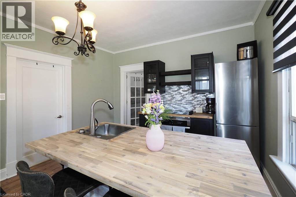 19 PAISLEY Heights thumbnail 18