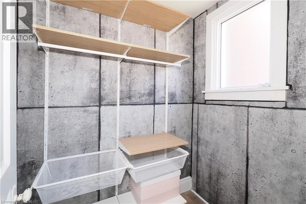 19 PAISLEY Heights thumbnail 24