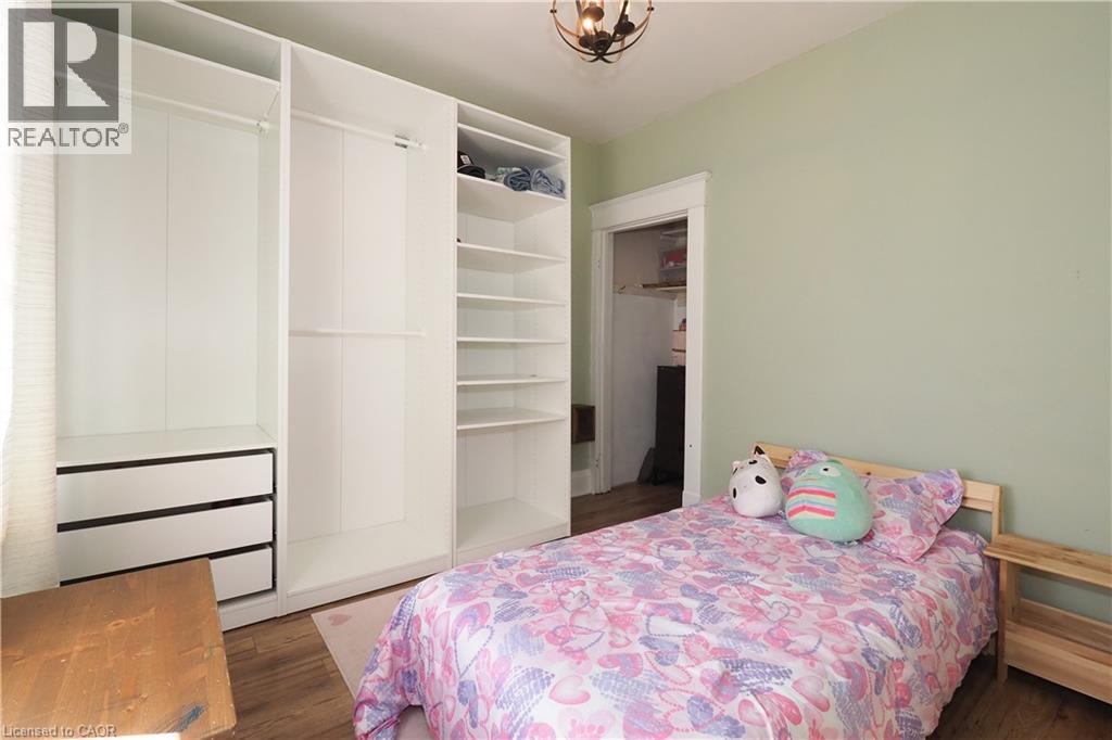 19 PAISLEY Heights thumbnail 25