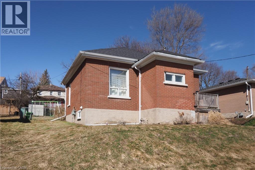 19 PAISLEY Heights thumbnail 50