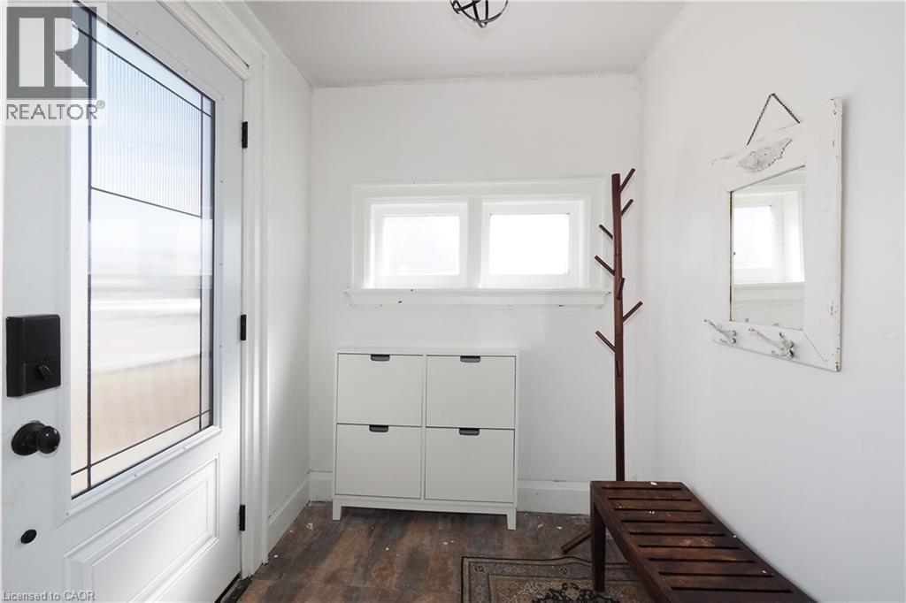 19 PAISLEY Heights thumbnail 6