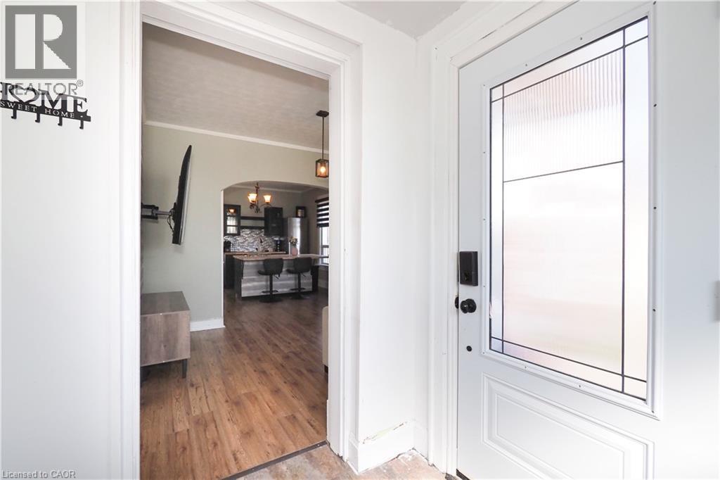 19 PAISLEY Heights thumbnail 7