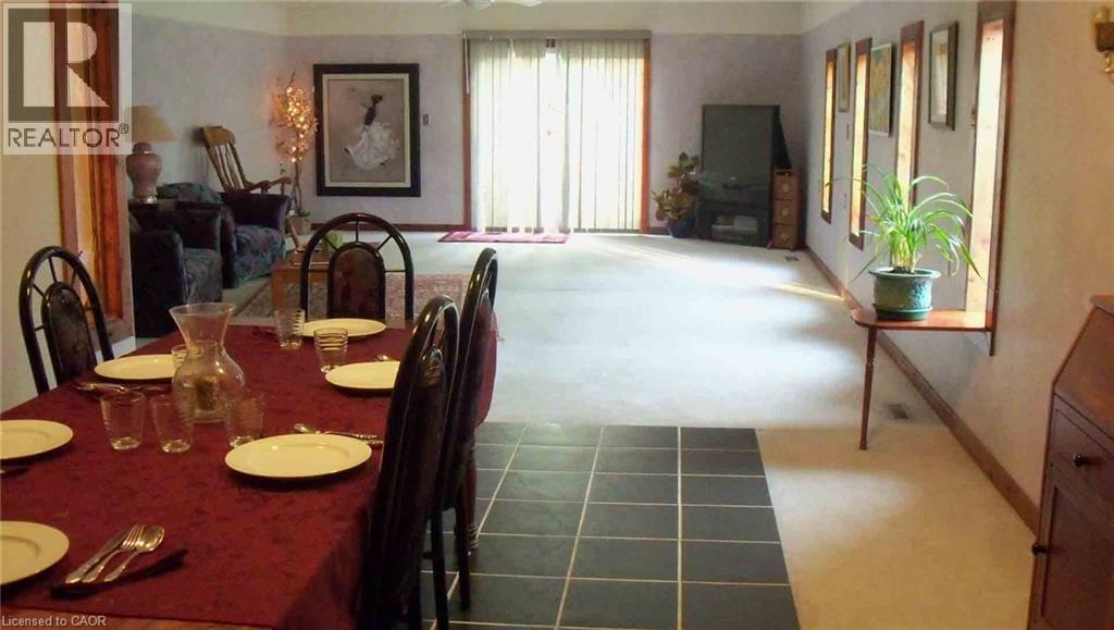 160 ERB Street E thumbnail 12