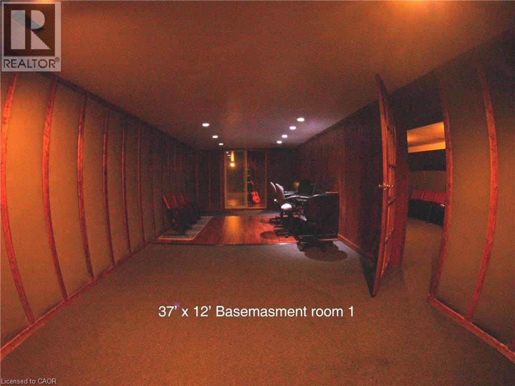 160 ERB Street E thumbnail 7