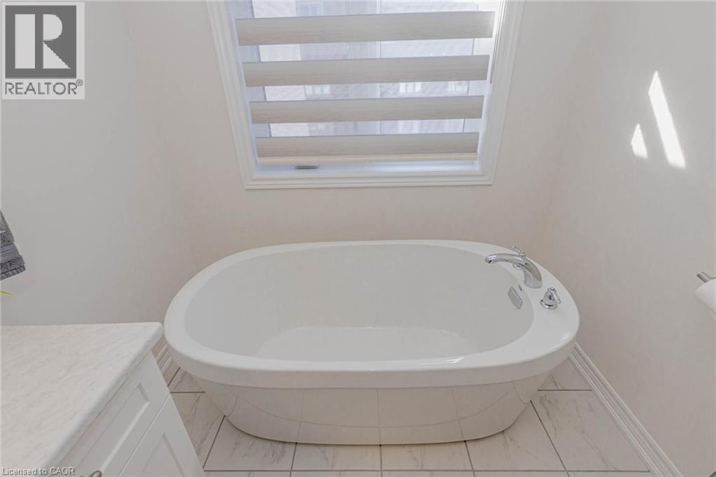 172 BECKVIEW Drive thumbnail 32