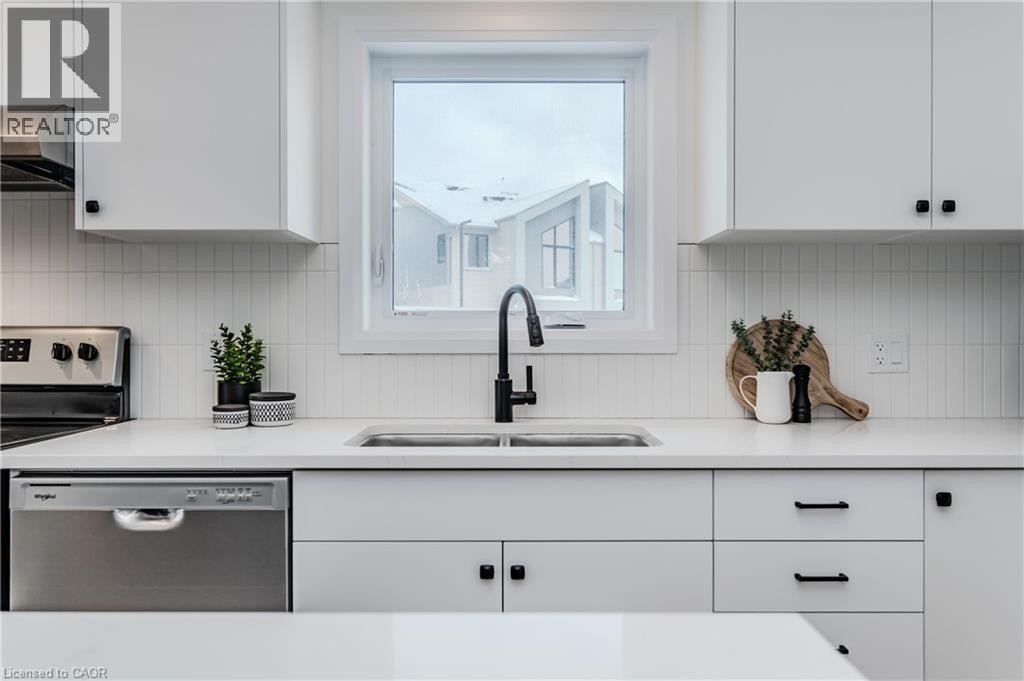 15 STAUFFER WOODS Trail Unit# A4 thumbnail 23