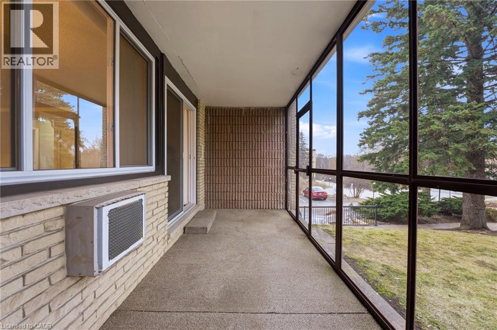 944 CALEDONIAN View Unit# 206 thumbnail 17