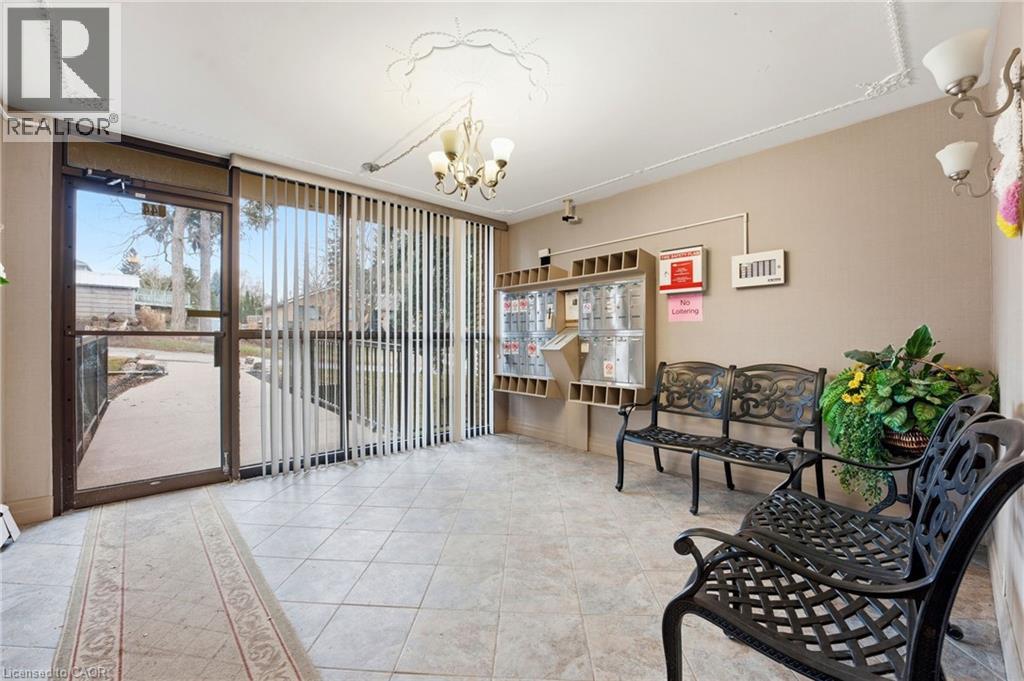 944 CALEDONIAN View Unit# 206 thumbnail 2