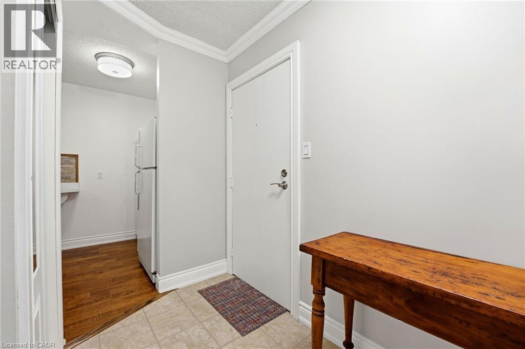 944 CALEDONIAN View Unit# 206 thumbnail 3