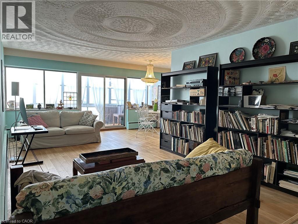 45 WESTMOUNT Road N Unit# 703 thumbnail 16