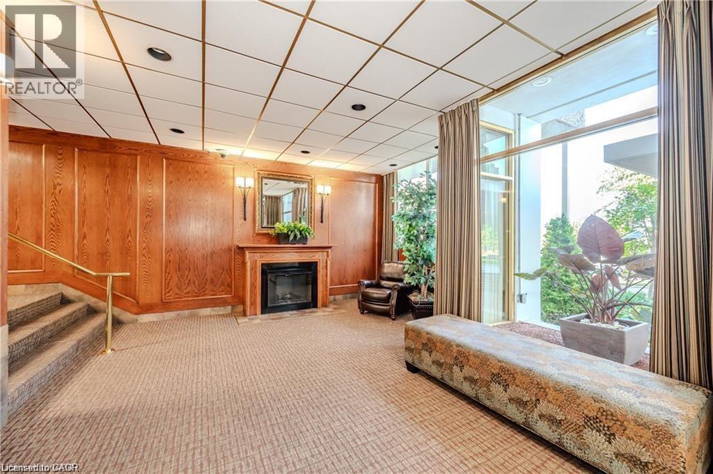 45 WESTMOUNT Road N Unit# 703 thumbnail 8