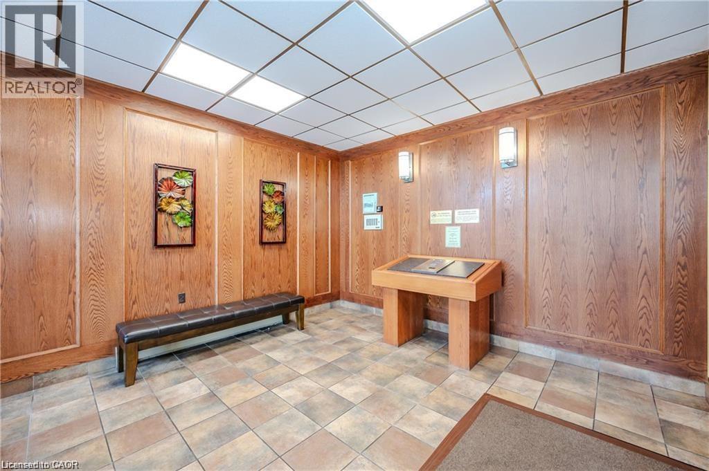 45 WESTMOUNT Road N Unit# 703 thumbnail 9