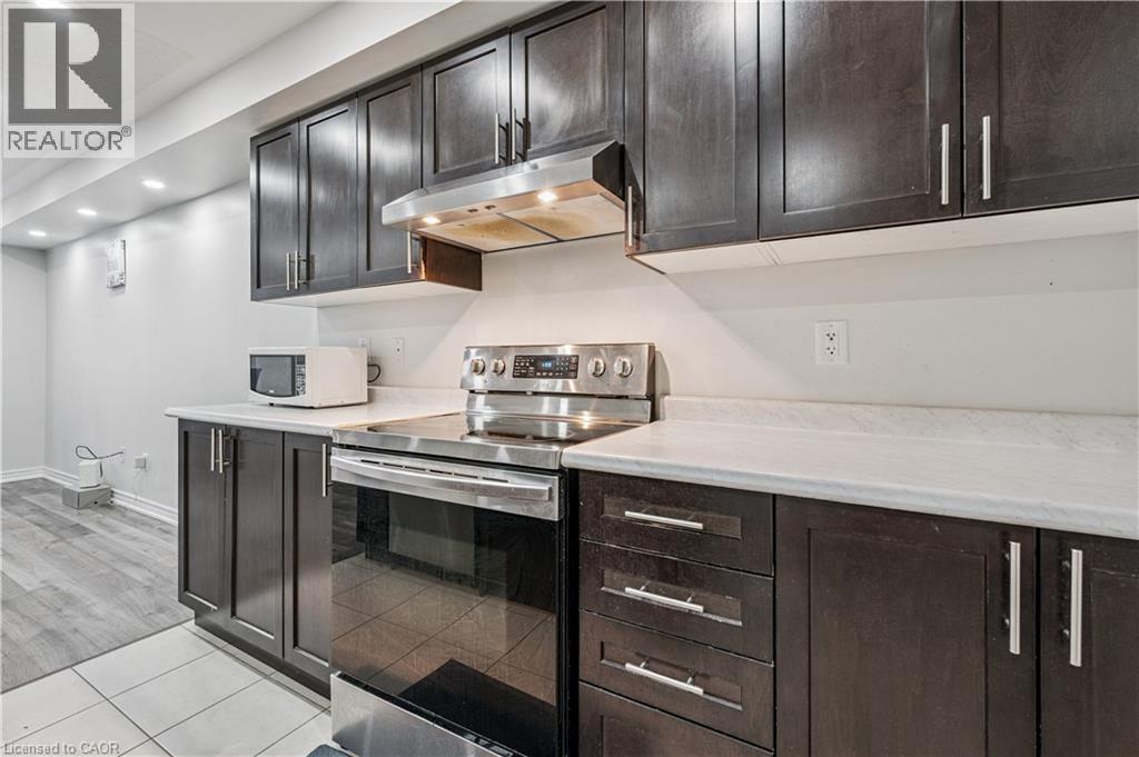 390 LINDEN Drive thumbnail 12