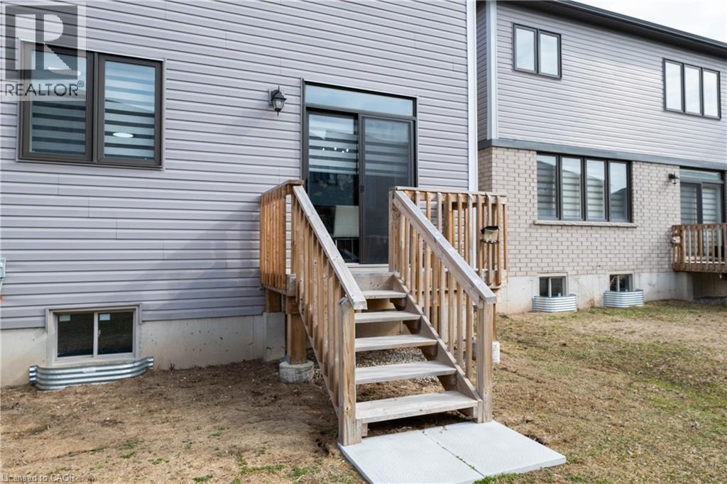 406 DOLMAN Street thumbnail 32