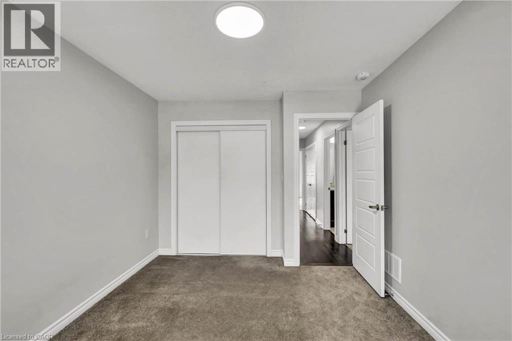 406 DOLMAN Street thumbnail 27