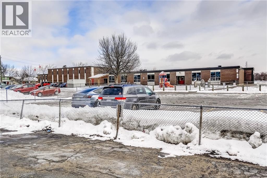 80 BROOKLYNE Road Unit# 2 thumbnail 37