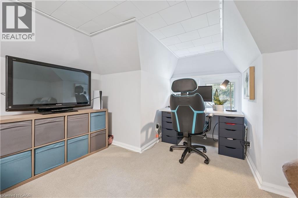 310 KITCHENER Road thumbnail 25