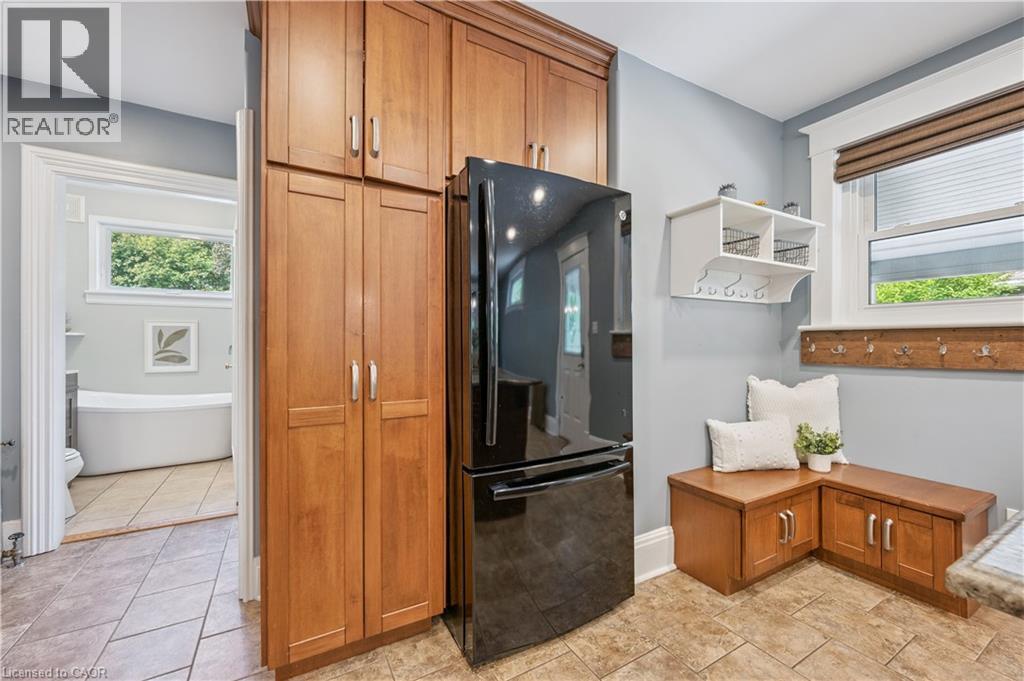 310 KITCHENER Road thumbnail 20