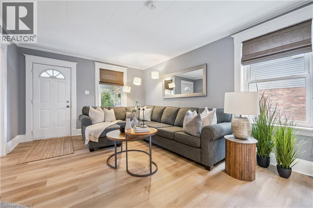 310 KITCHENER Road thumbnail 10