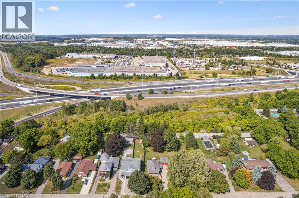 310 KITCHENER Road thumbnail 37