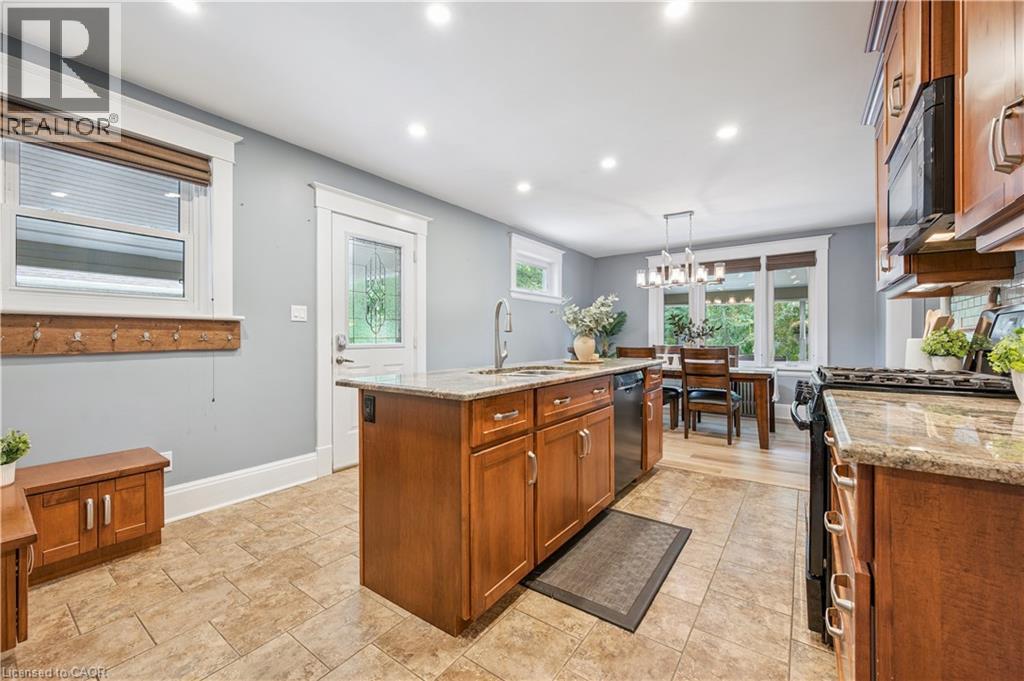 310 KITCHENER Road thumbnail 18