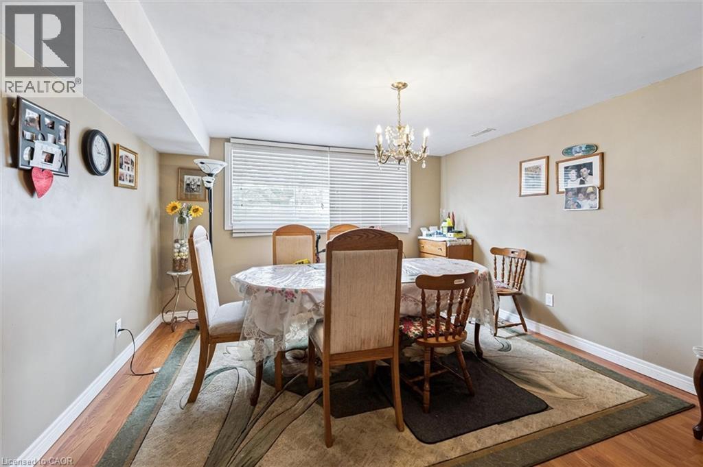 15 WEDGEWOOD Drive thumbnail 17