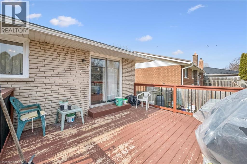 15 WEDGEWOOD Drive thumbnail 28