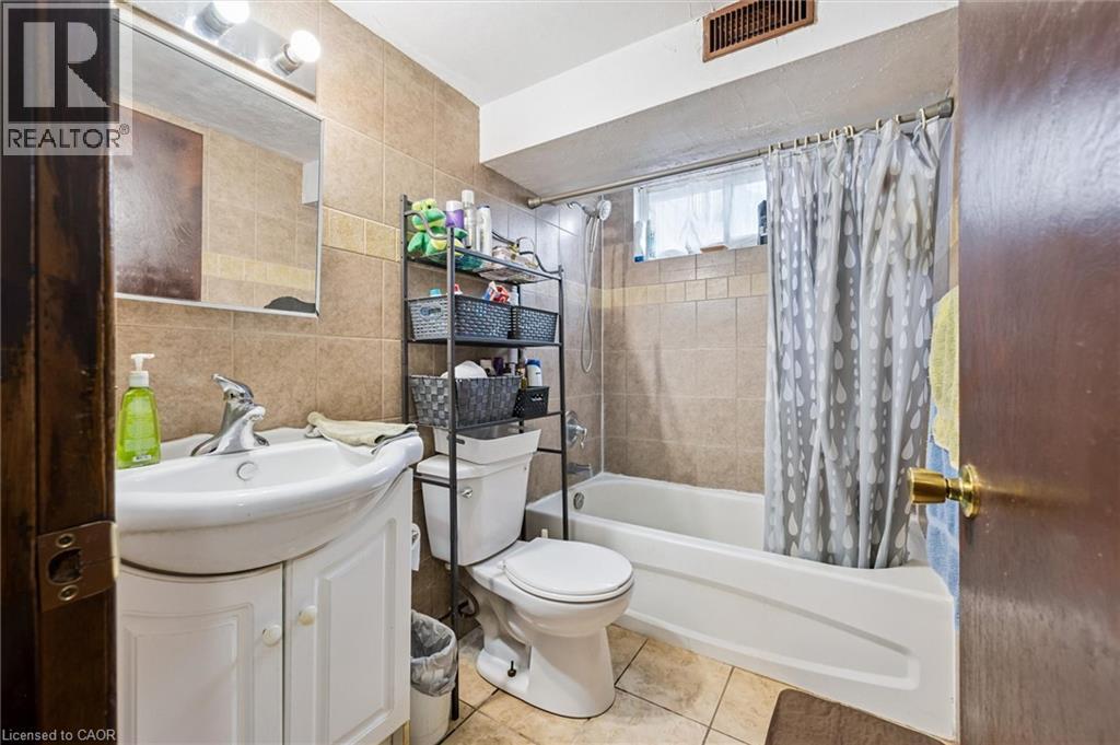 15 WEDGEWOOD Drive thumbnail 20