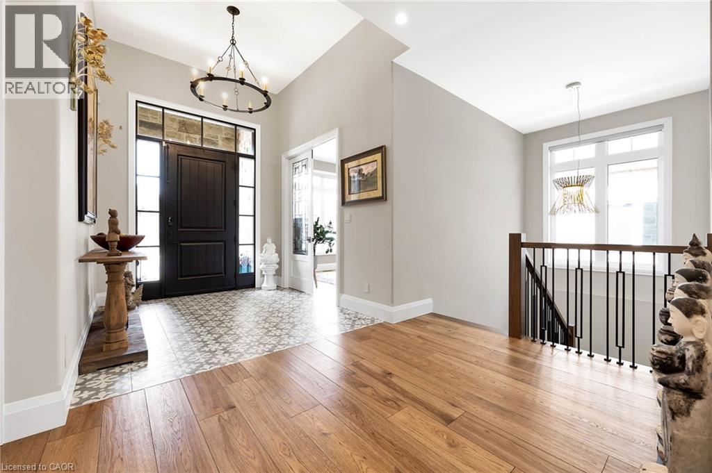 44 PIONEER RIDGE Drive thumbnail 3