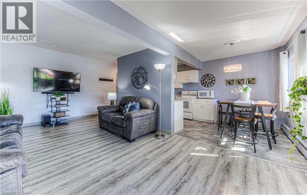 283 FAIRWAY Road N Unit# 201 thumbnail 10