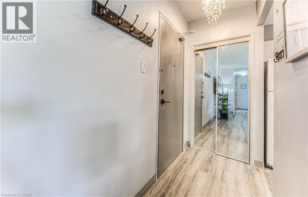 283 FAIRWAY Road N Unit# 201 thumbnail 28