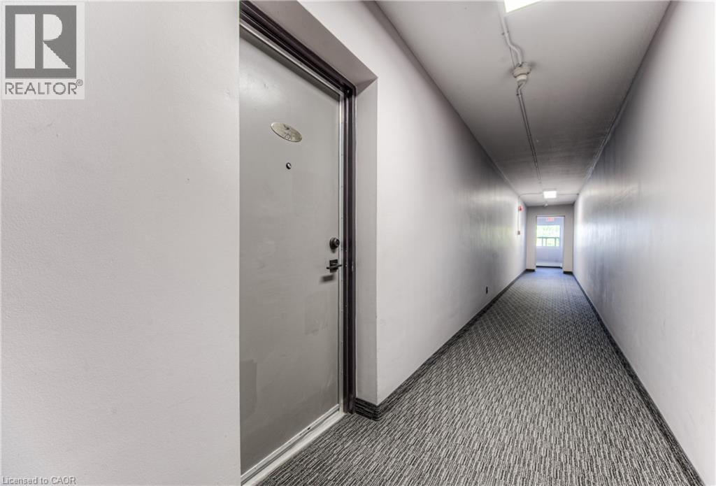 283 FAIRWAY Road N Unit# 201 thumbnail 9