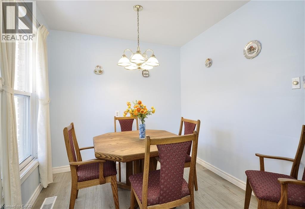 104 MILFORD Avenue thumbnail 13