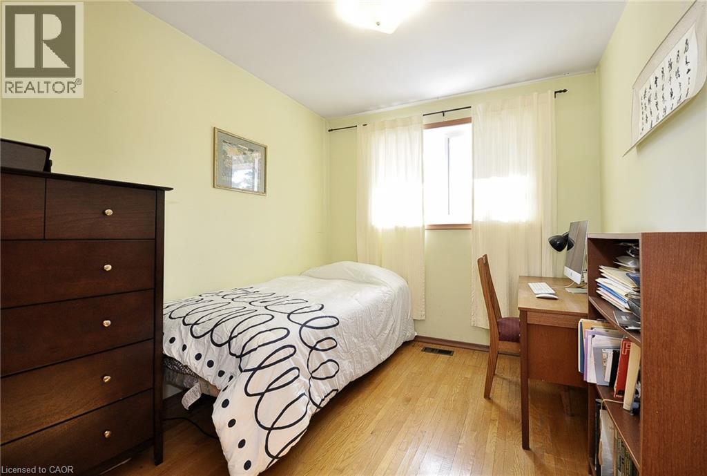 104 MILFORD Avenue thumbnail 17