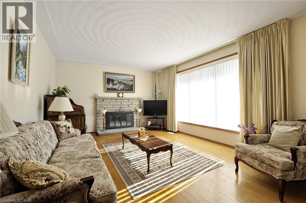 104 MILFORD Avenue thumbnail 5