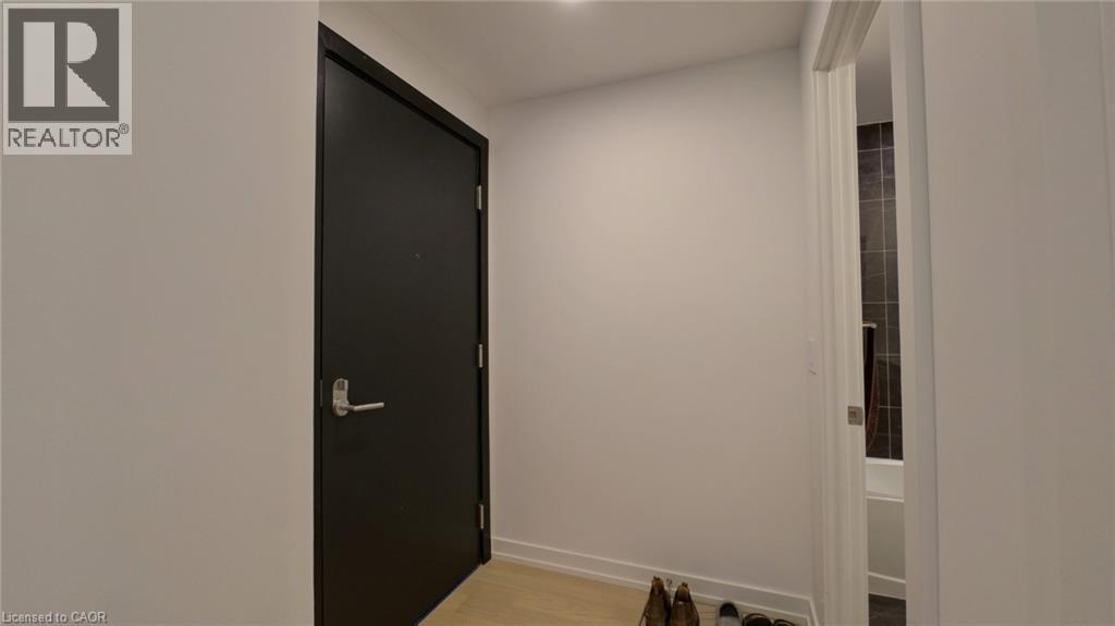 5 WELLINGTON Street Unit# 1712 thumbnail 6