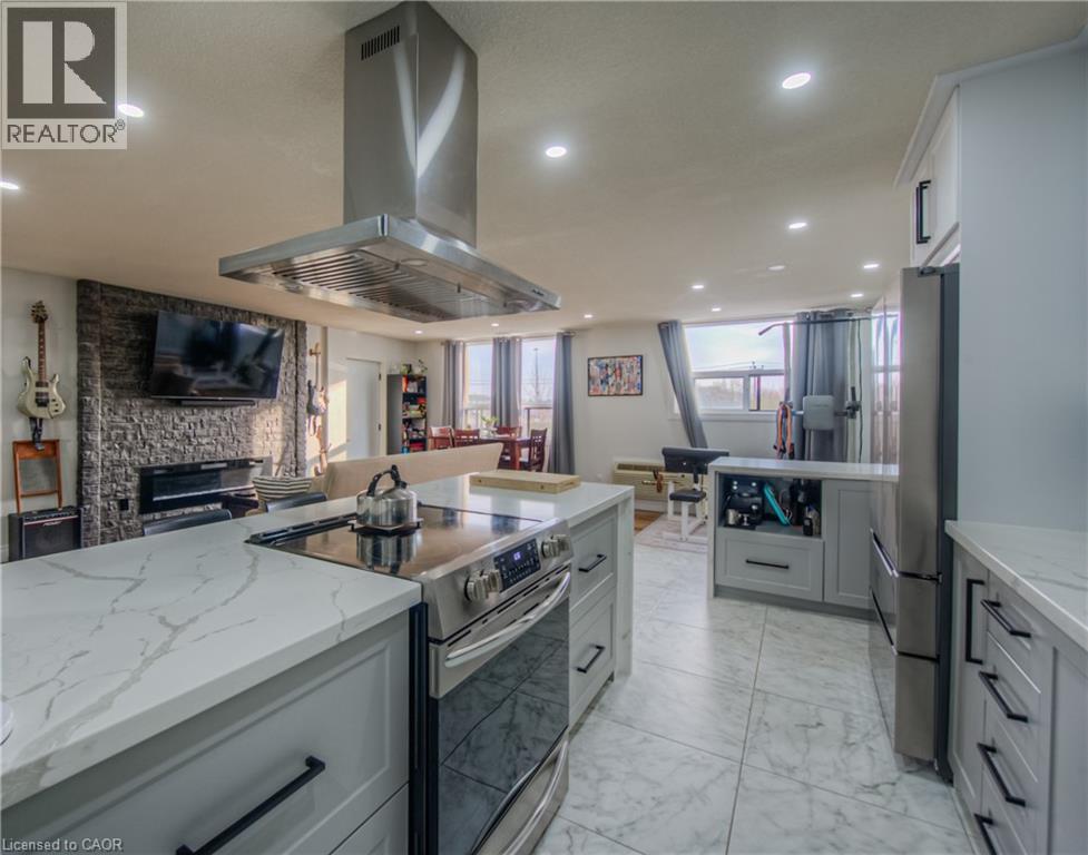 185 KEHL Street Unit# 410 thumbnail 13