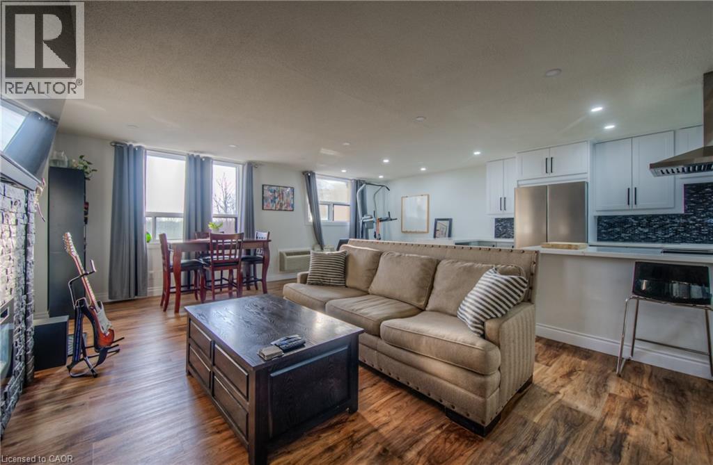 185 KEHL Street Unit# 410 thumbnail 4