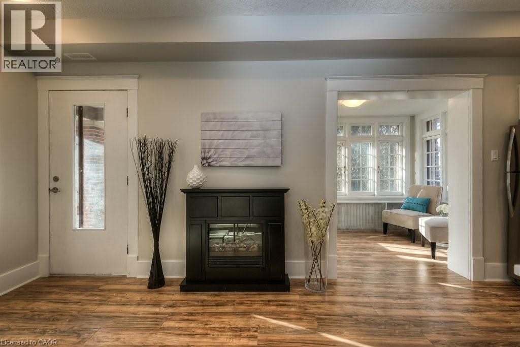 54 PARK Street thumbnail 10