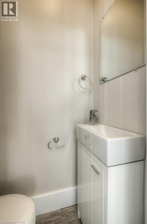 54 PARK Street thumbnail 13