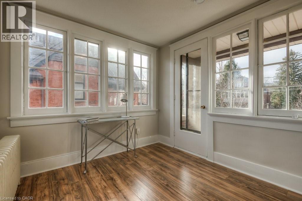 54 PARK Street thumbnail 22