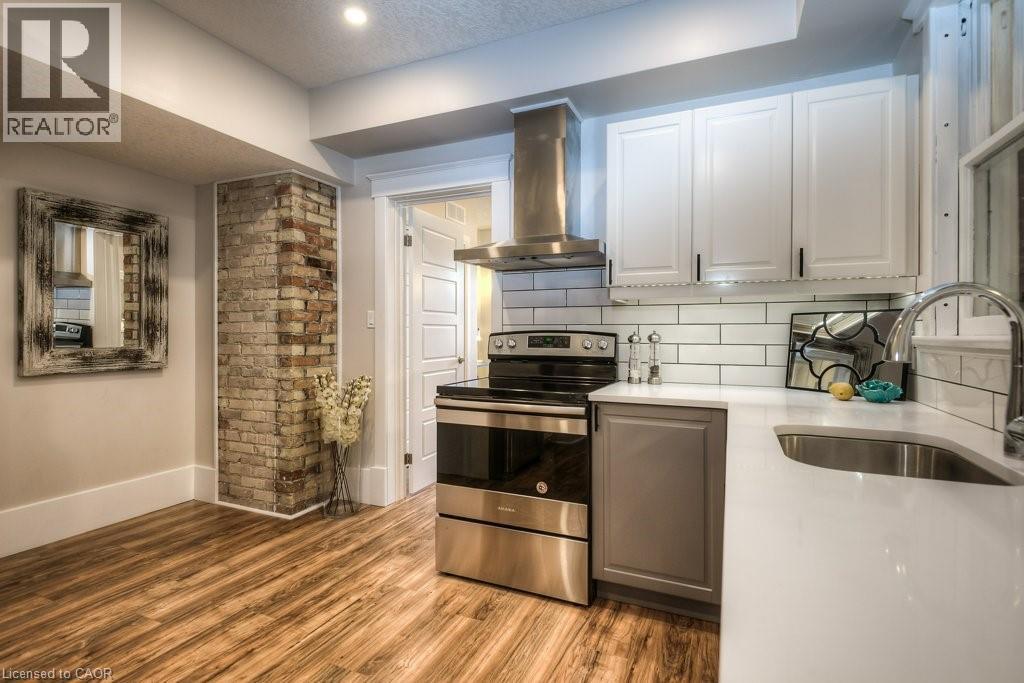 54 PARK Street thumbnail 25